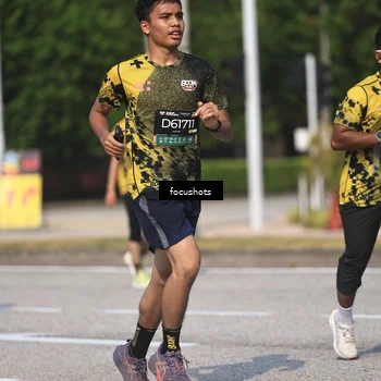 Runner Photo 6825015