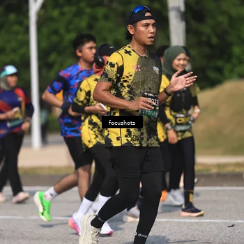 Runner Photo 6825041