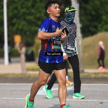 Runner Photo 6825047