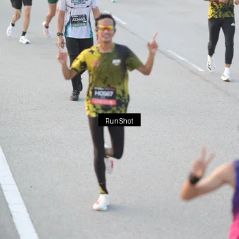 Runner Photo 6825054