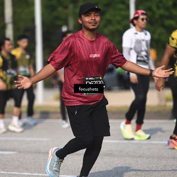 Runner Photo 6825063