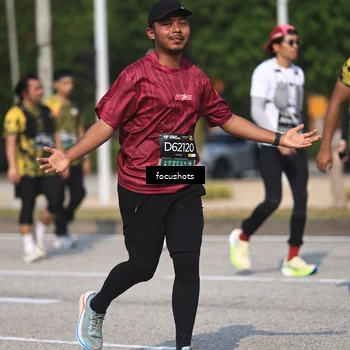 Runner Photo 6825065