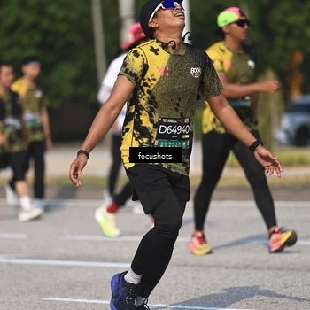 Runner Photo 6825074