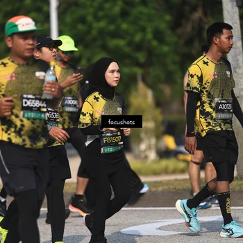 Runner Photo 6825098