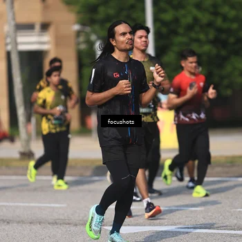 Runner Photo 6825119