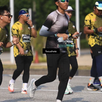 Runner Photo 6825178
