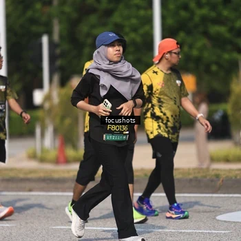 Runner Photo 6825210
