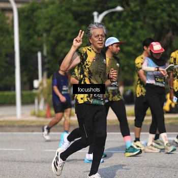 Runner Photo 6825218