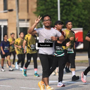 Runner Photo 6825242