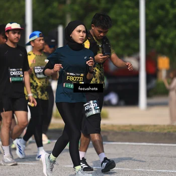 Runner Photo 6825251