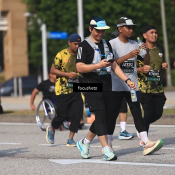 Runner Photo 6825304