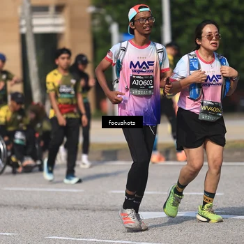 Runner Photo 6825305