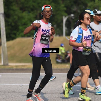 Runner Photo 6825306