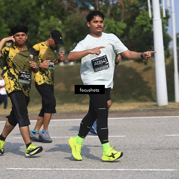 Runner Photo 6825321