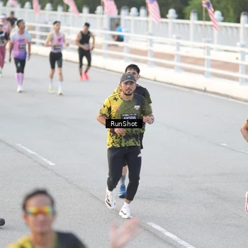 Runner Photo 6825338