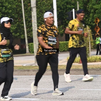 Runner Photo 6825353