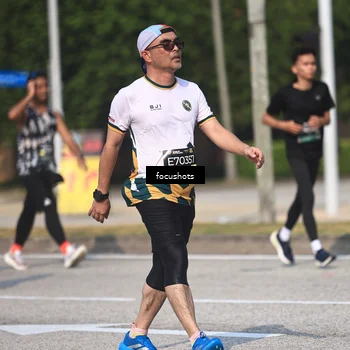 Runner Photo 6825421