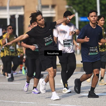 Runner Photo 6825465