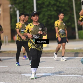 Runner Photo 6825473