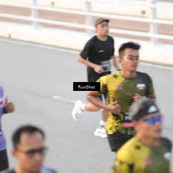 Runner Photo 6825475