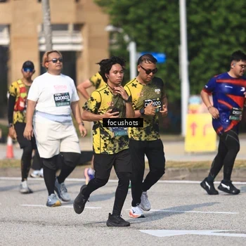 Runner Photo 6825506