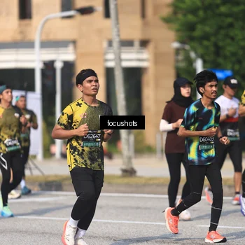 Runner Photo 6825524