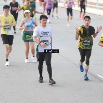 Runner Photo 6825543