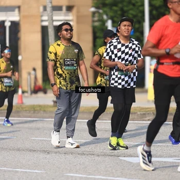 Runner Photo 6825547