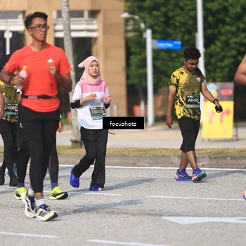 Runner Photo 6825555