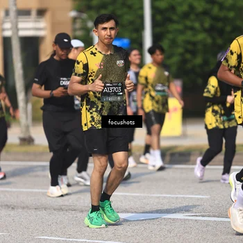 Runner Photo 6825560