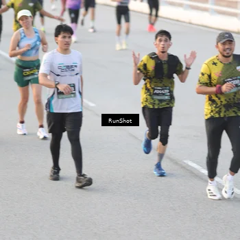 Runner Photo 6825561