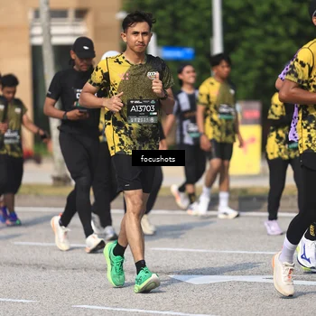 Runner Photo 6825570
