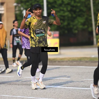Runner Photo 6825571