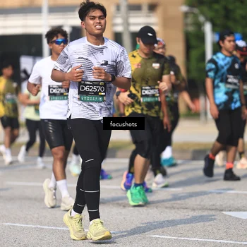 Runner Photo 6825593
