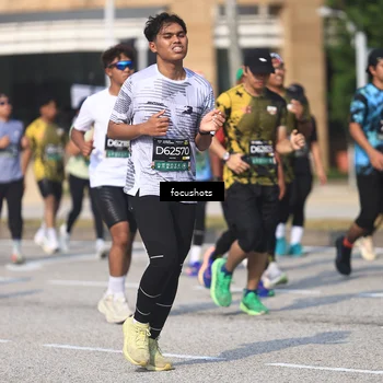 Runner Photo 6825594