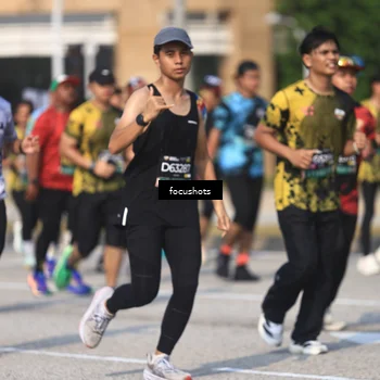 Runner Photo 6825603