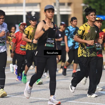 Runner Photo 6825605