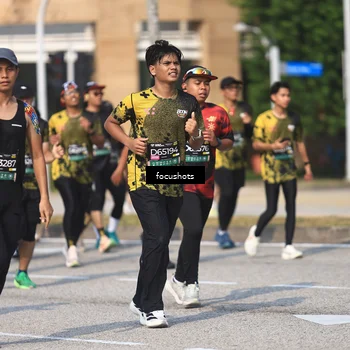 Runner Photo 6825606