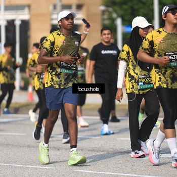 Runner Photo 6825611