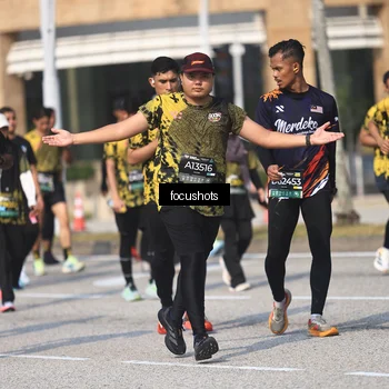 Runner Photo 6825631