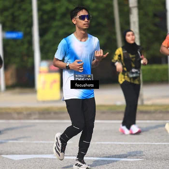 Runner Photo 6825652