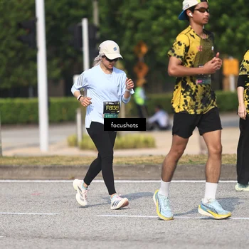Runner Photo 6825658