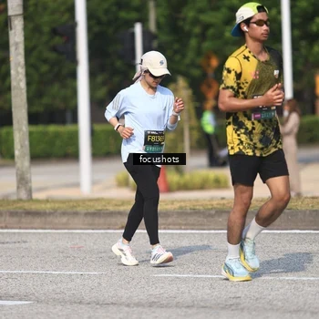 Runner Photo 6825672