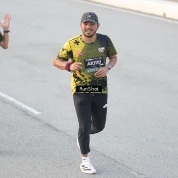 Runner Photo 6825879