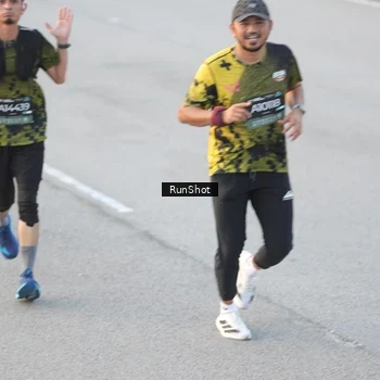 Runner Photo 6825902