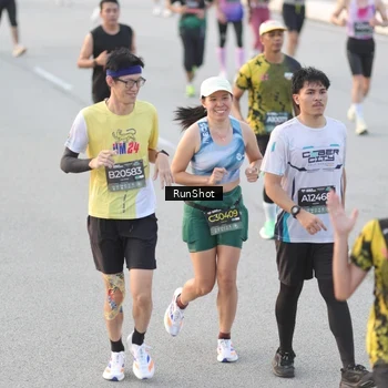 Runner Photo 6825974