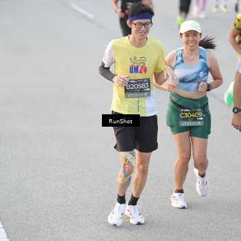 Runner Photo 6826005