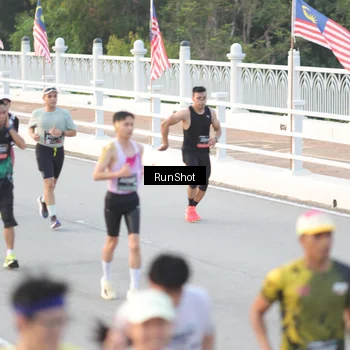 Runner Photo 6826168