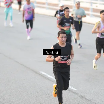Runner Photo 6826206