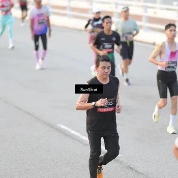 Runner Photo 6826214